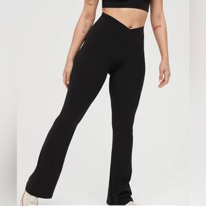 Arie offline black flared leggings